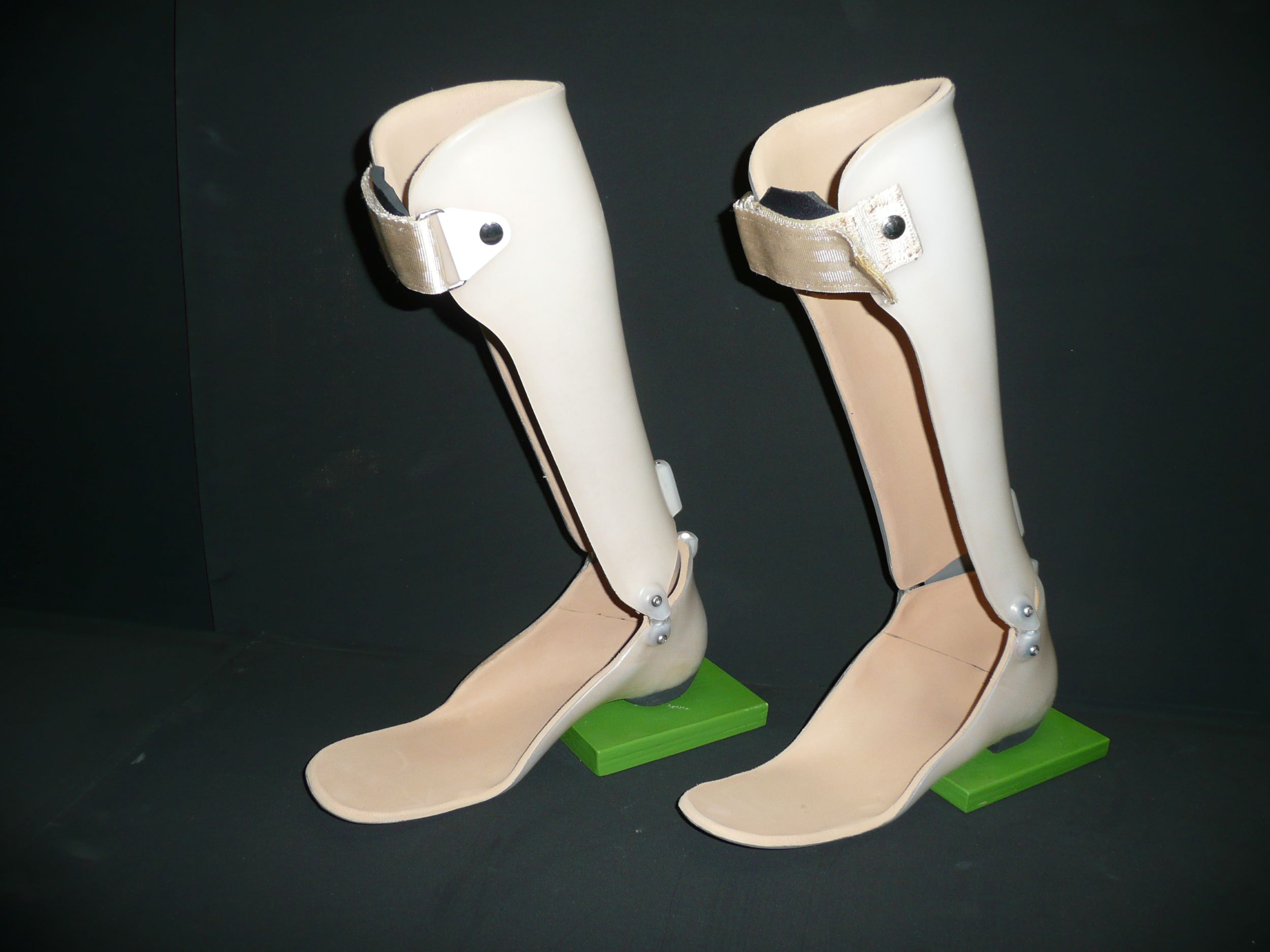 Custom-Made Lt /Rt AFO&apos;s