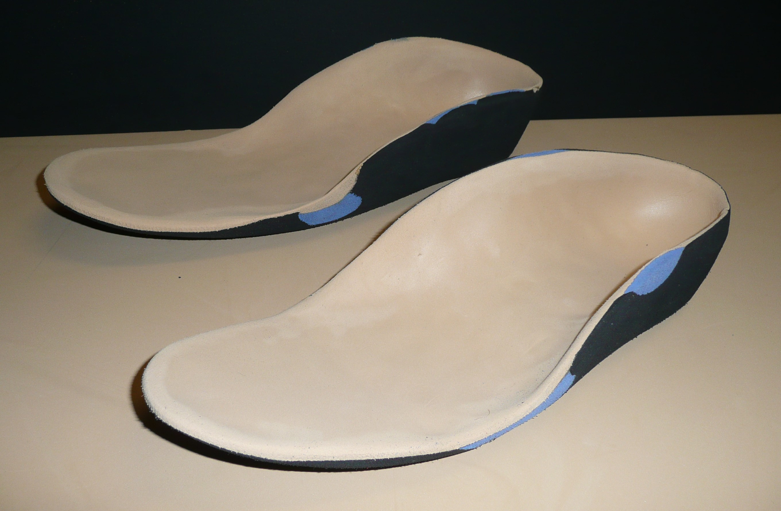 ACCOMMODATIVE ORTHOSES - with Beige EVA/PPT 6mm/10mm Black base